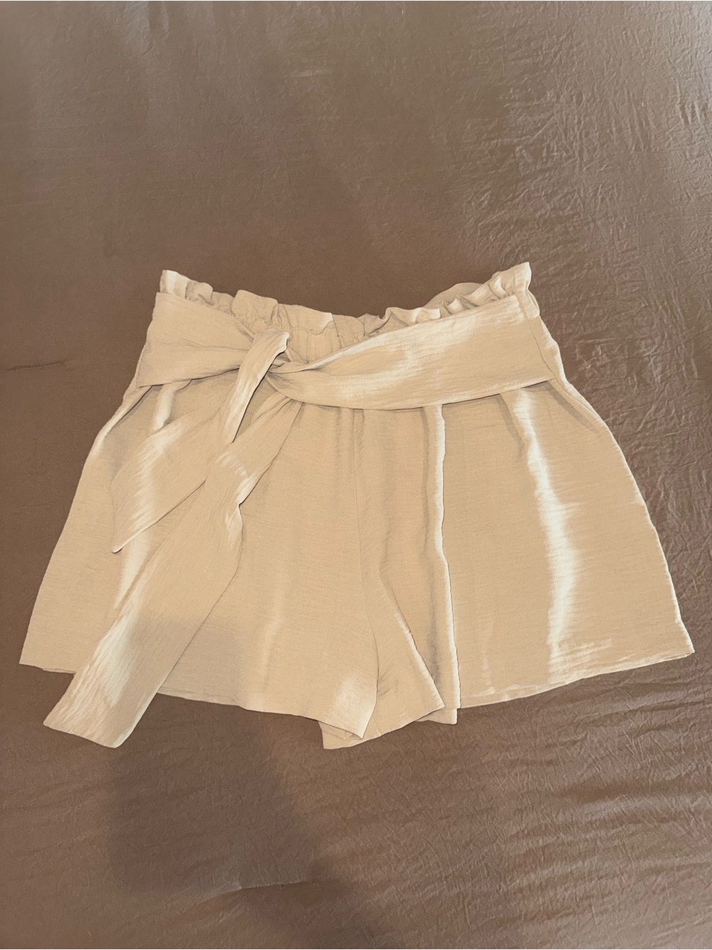 BCBGeneration Cream Paperbag Tie-Waist High-Rise Shorts